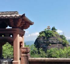 香炉峰