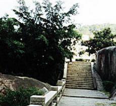 虎溪岩