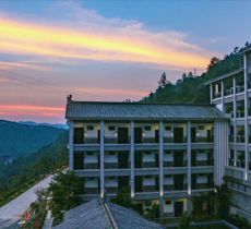 天露山半山温泉乐园