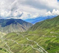 业拉山九十九道拐