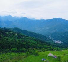 四川雅安神木垒景区汽车露营地